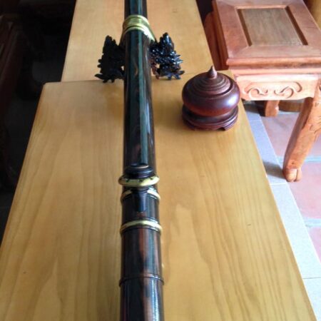 Điếu cày Thanh Hóa đẹp được làm từ gỗ mun, gỗ trắt