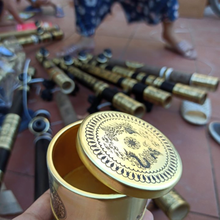 Hộp đựng thuốc lào bằng đồng to